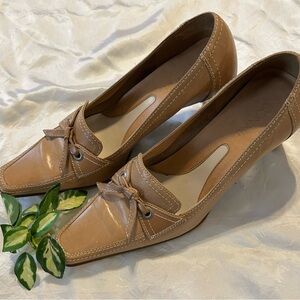 CLASSY Vintage CONNiE Brown Tan LEATHER UPPER Loafer Pumps 8.5M